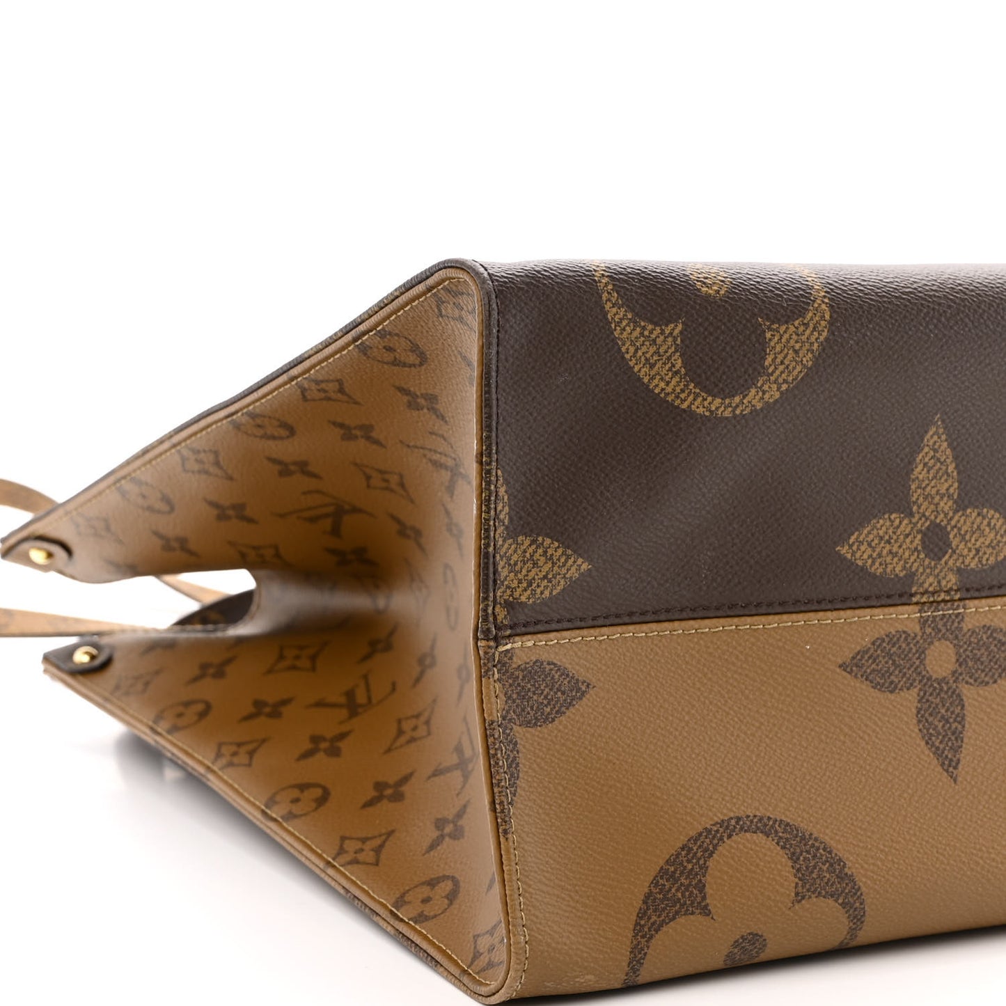 Reverse Monogram Giant Onthego GM