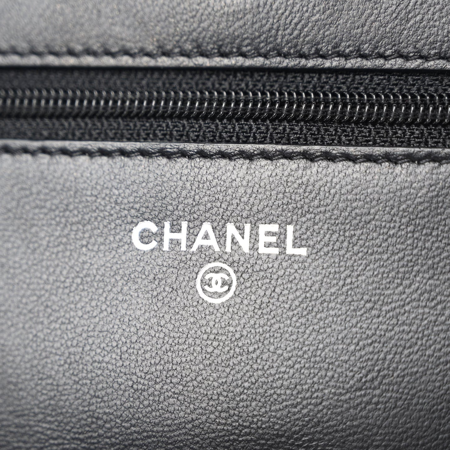 Lambskin Quilted Wallet On Chain WOC Black