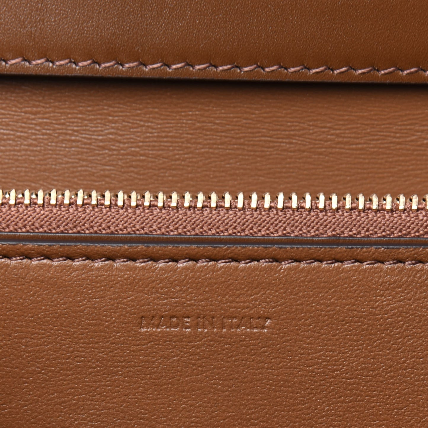 Box Calfskin Medium Classic Box Flap Bag Camel