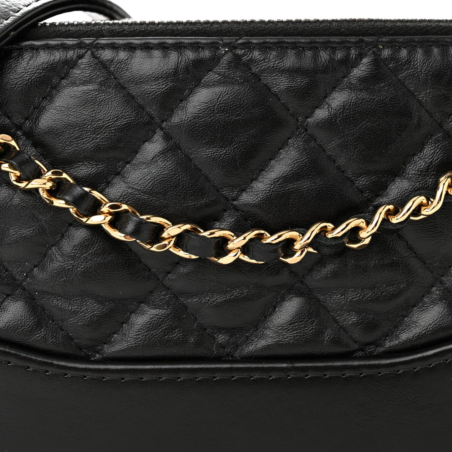 Aged Calfskin Quilted Small Gabrielle Clutch With Chain Black