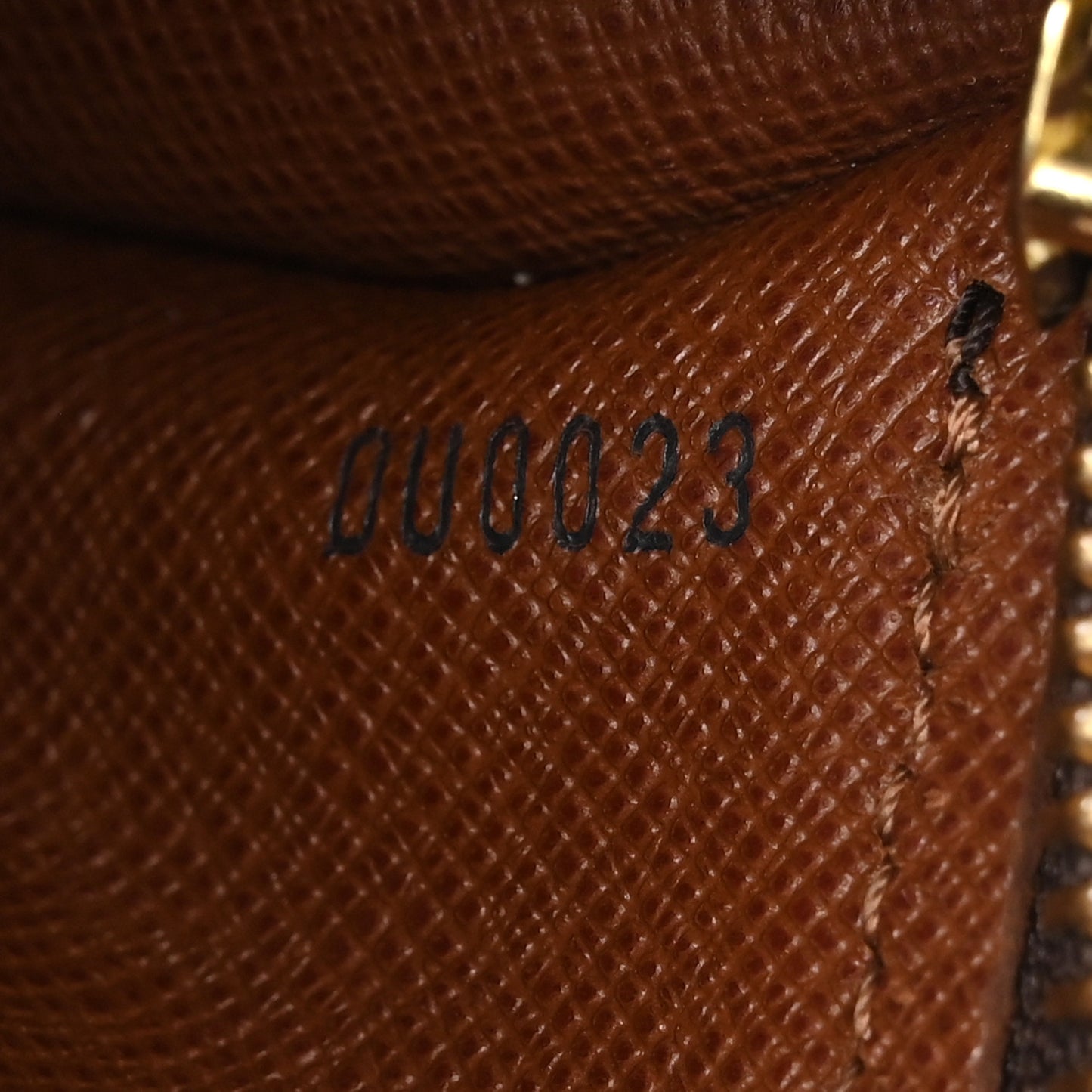 Monogram Papillon 19