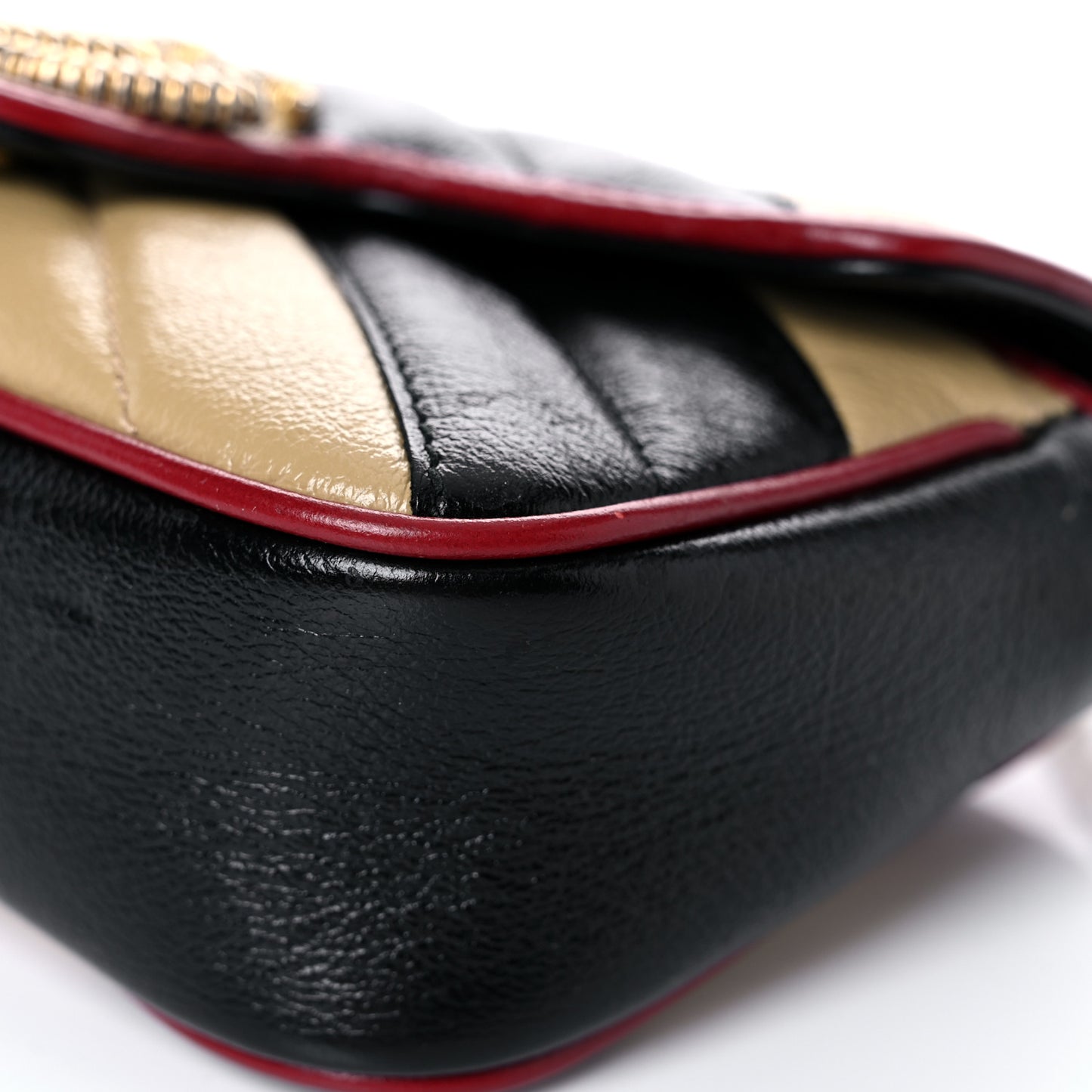 Vintage Effect Calfskin Matelasse Diagonal Striped Super Mini Torchon GG Marmont Shoulder Bag Black Beige