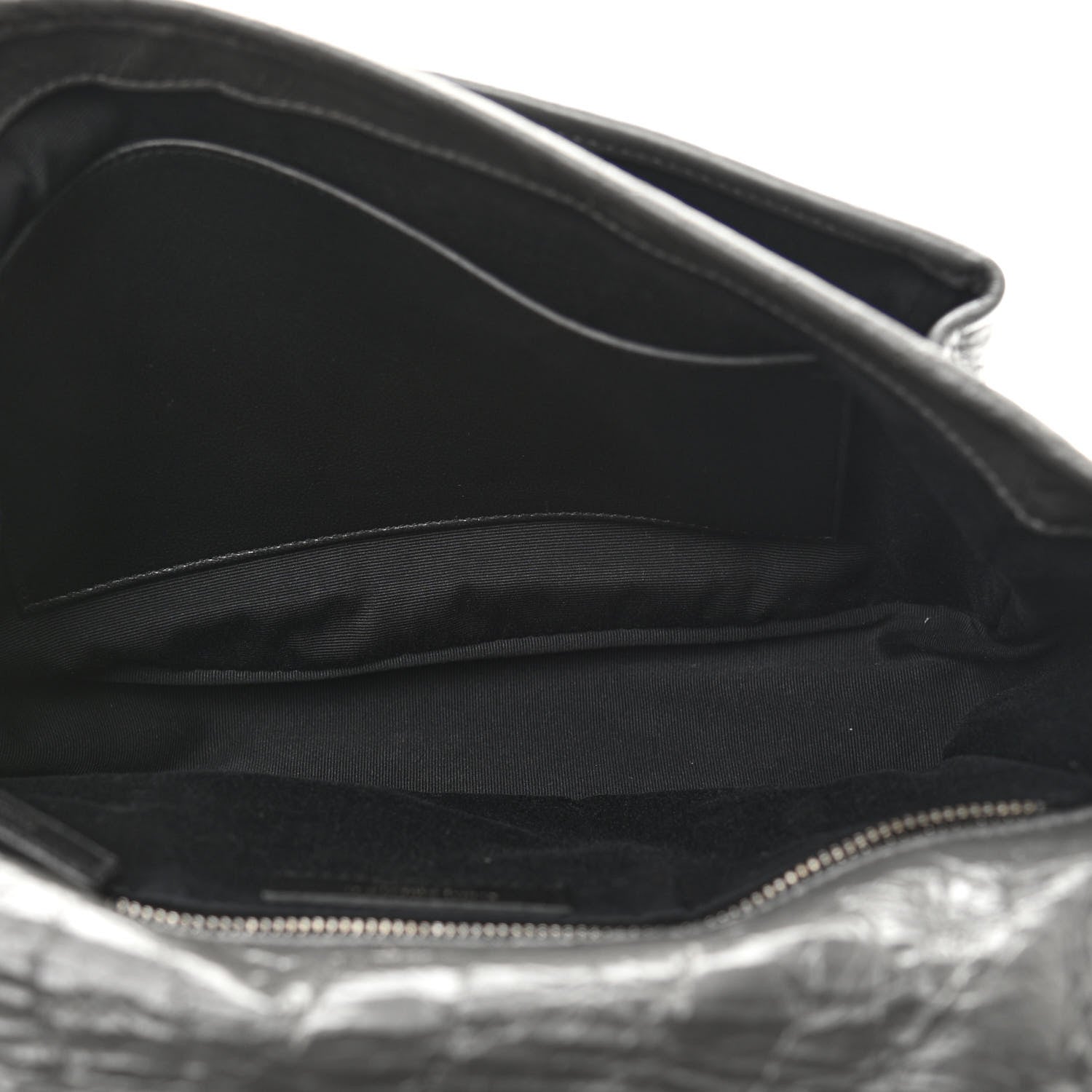Saint Laurent Crinkled Calfskin Matelasse Monogram Medium Niki Chain Pebble 5 of 10