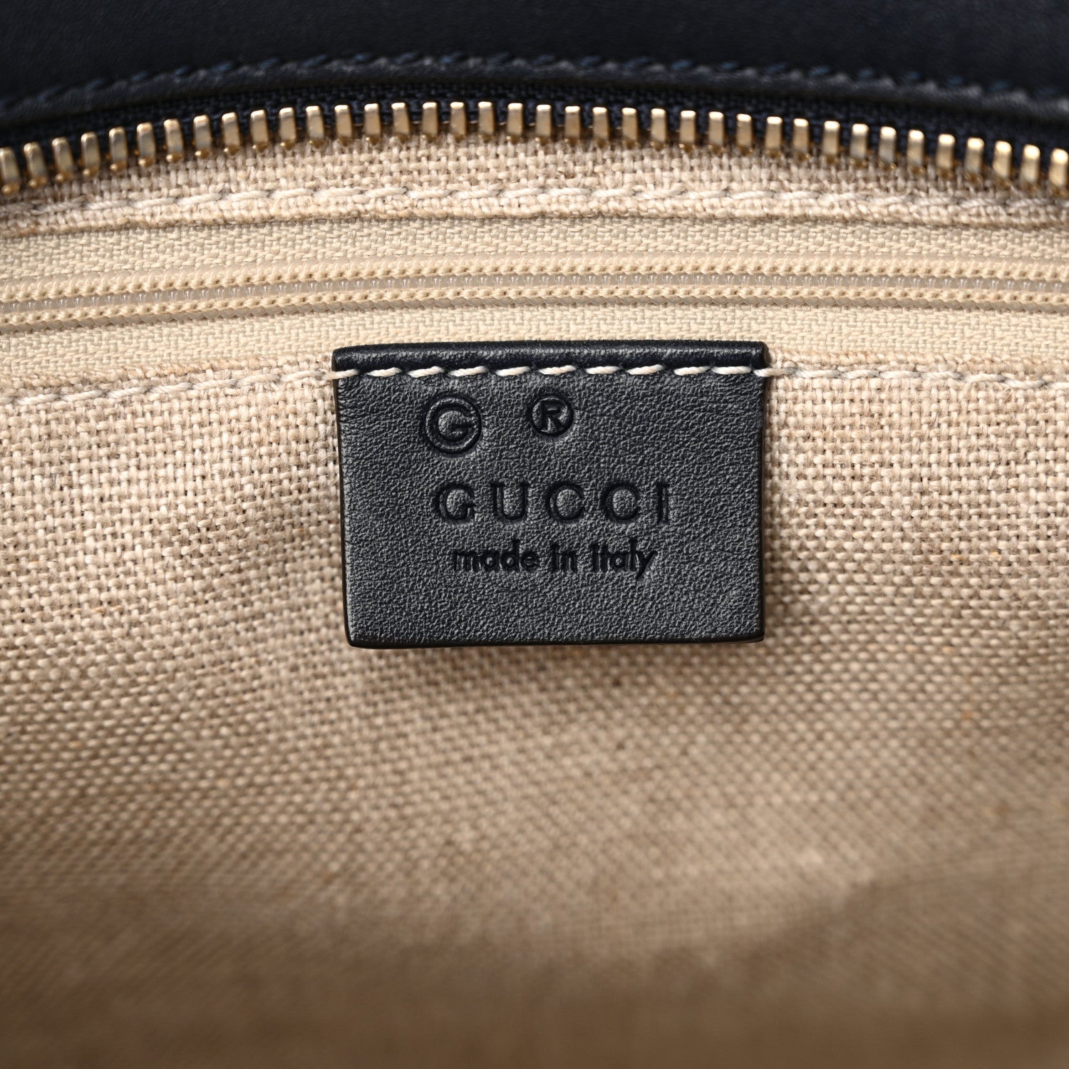 Gucci Microguccissima Medium Crossbody Bag Blue 6 of 17
