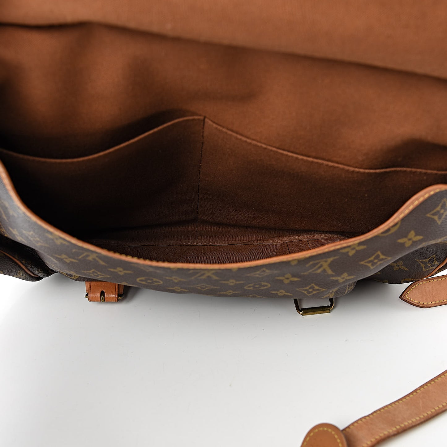Monogram Saumur 43
