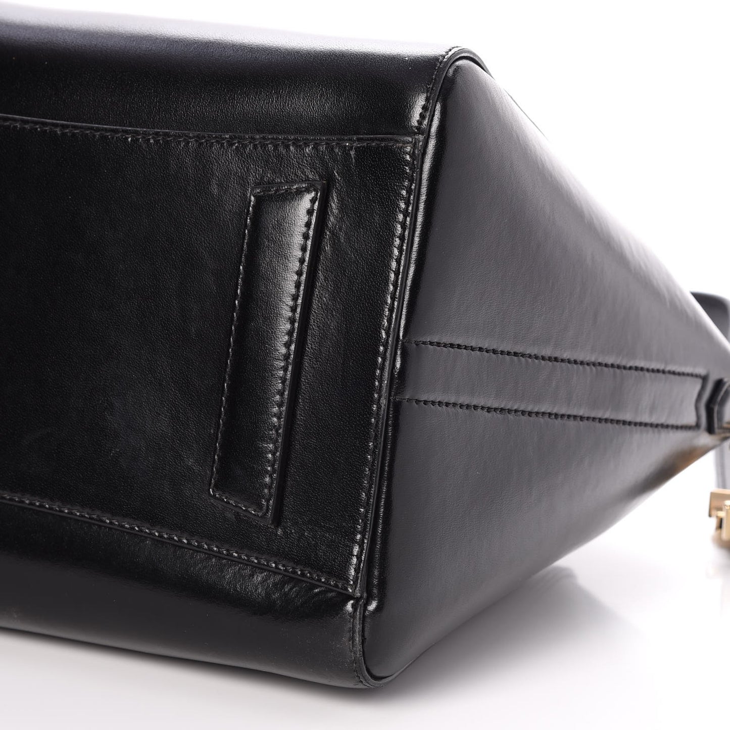 Shiny Lord Calfskin Medium Antigona Black