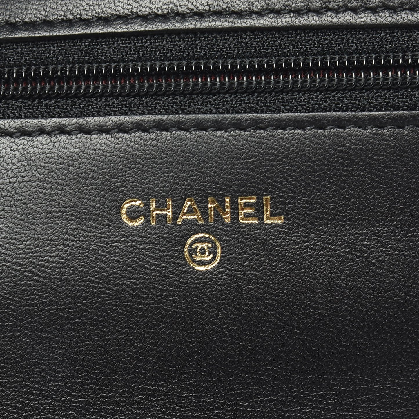 Lambskin Quilted Wallet On Chain WOC Black