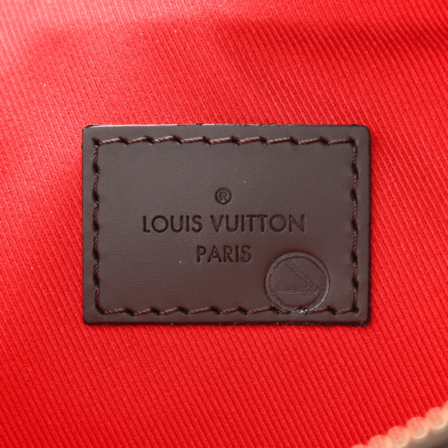 Louis Vuitton Damier Ebene South Bank Besace 6 of 11