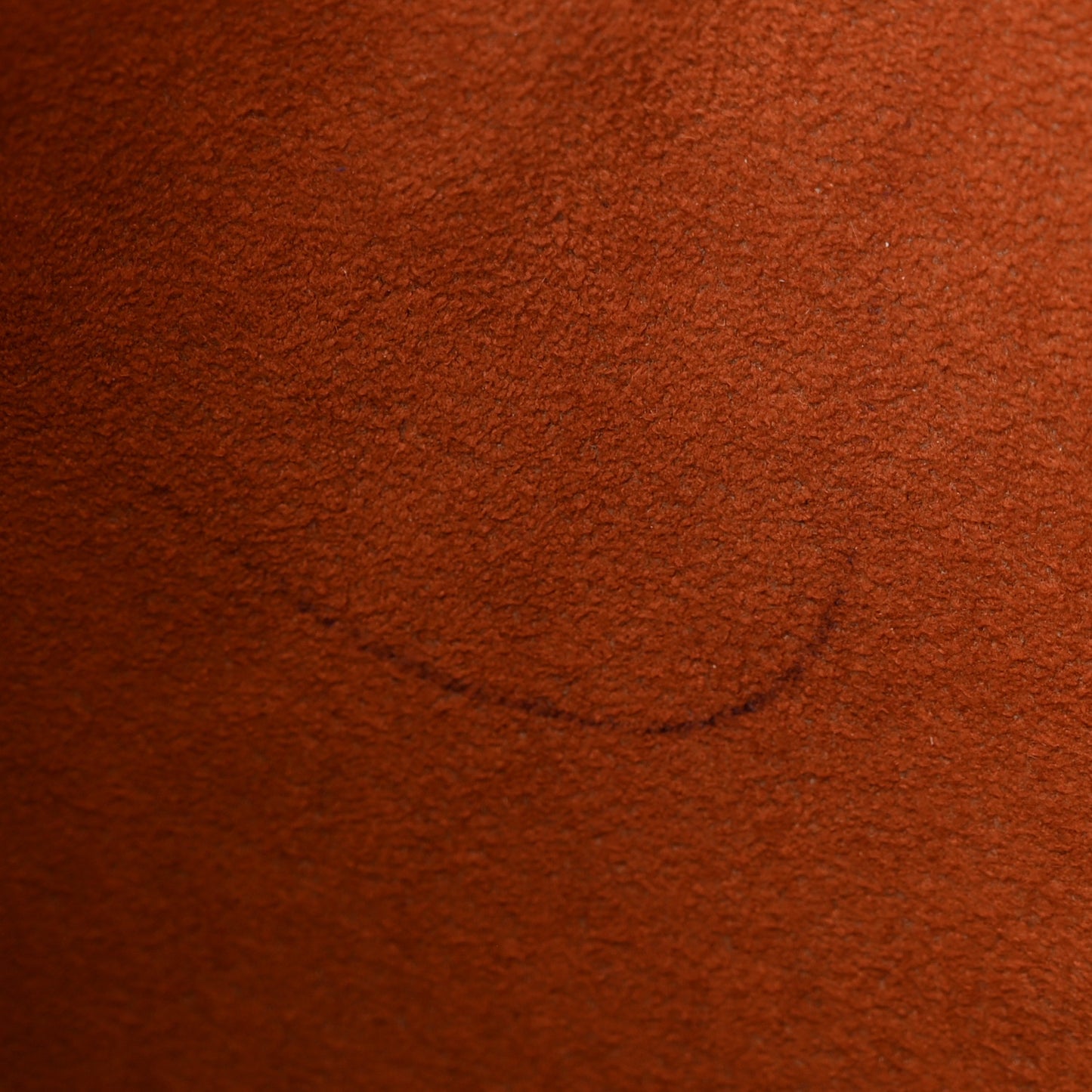 Grained Calfskin Lockme Shopper Chataigne