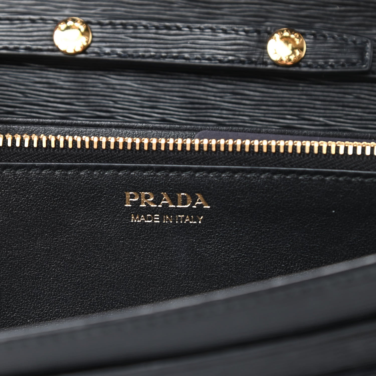 Prada Vitello Move Metal Oro Chain Wallet Black 6 of 10