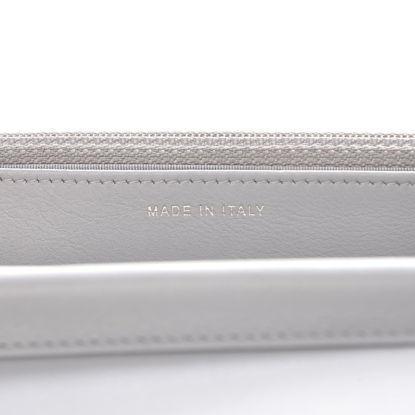 Woven Straw Raffia Deauville WOC Grey