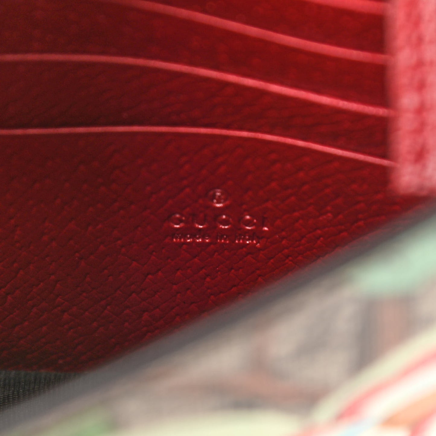 GG Supreme Monogram Tian Chain Wallet Beige Multicolor Red