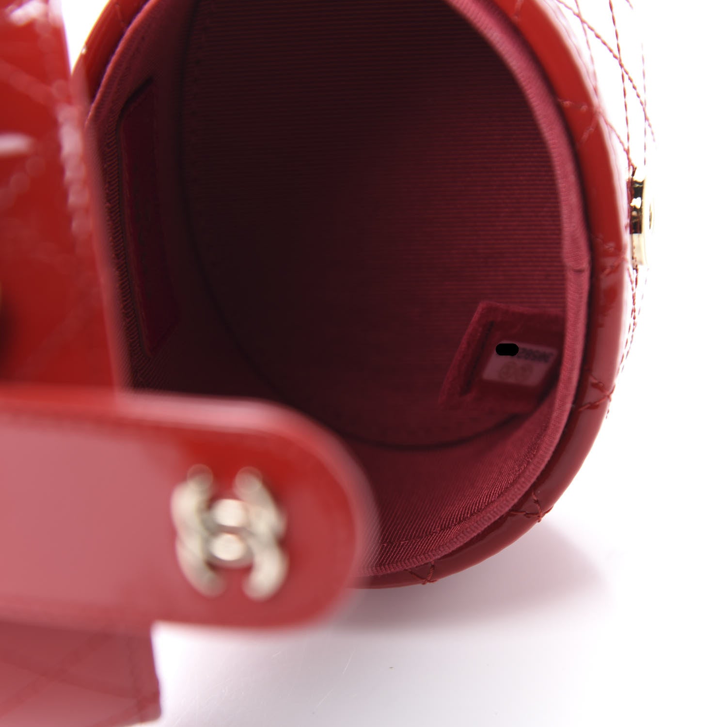 Chanel Patent Quilted Small Round Vanity With Chain Red 5 of 12