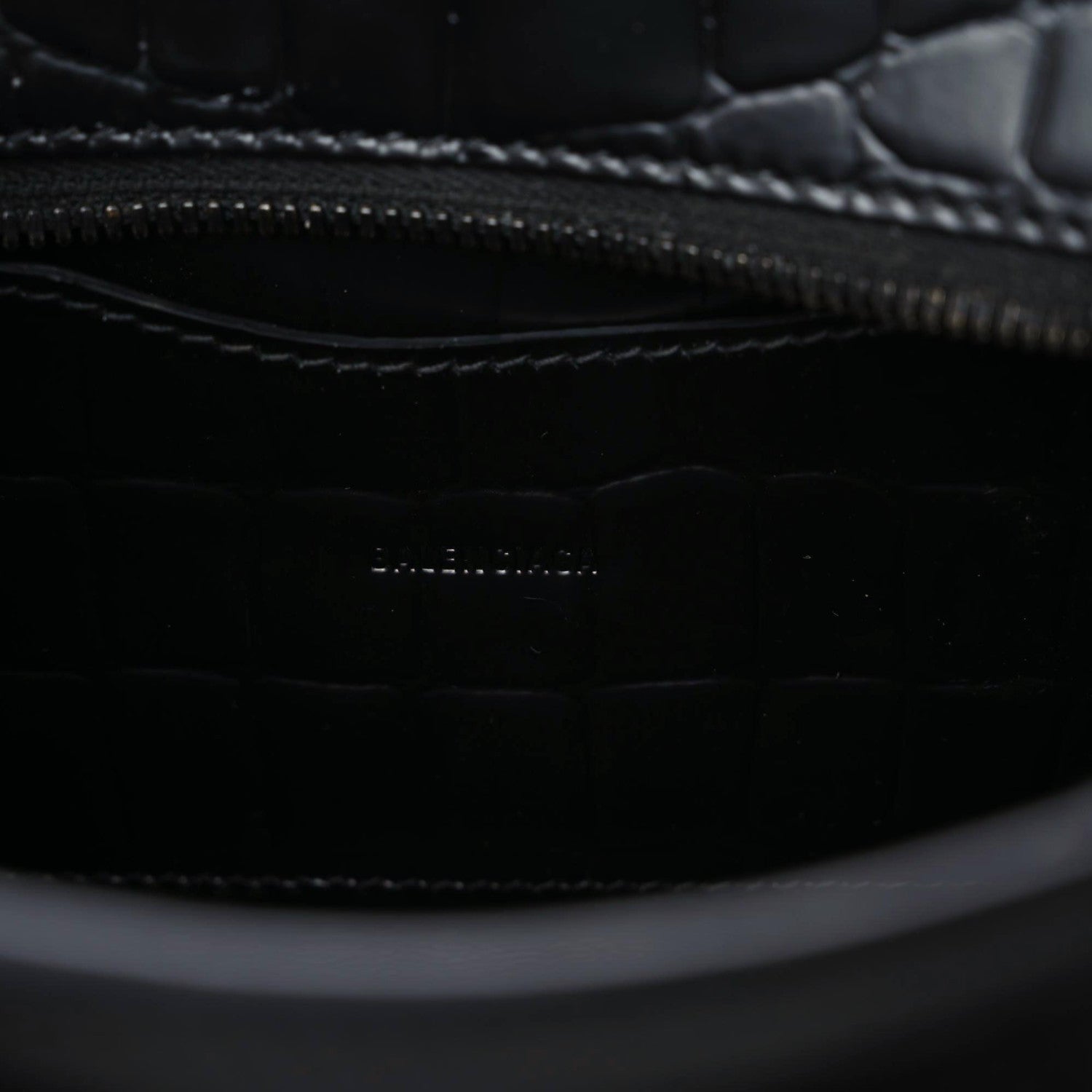 Balenciaga Semi Shiny Calfskin Crocodile Embossed Neo Classic Black Hardware Mini City Black 13 of 17