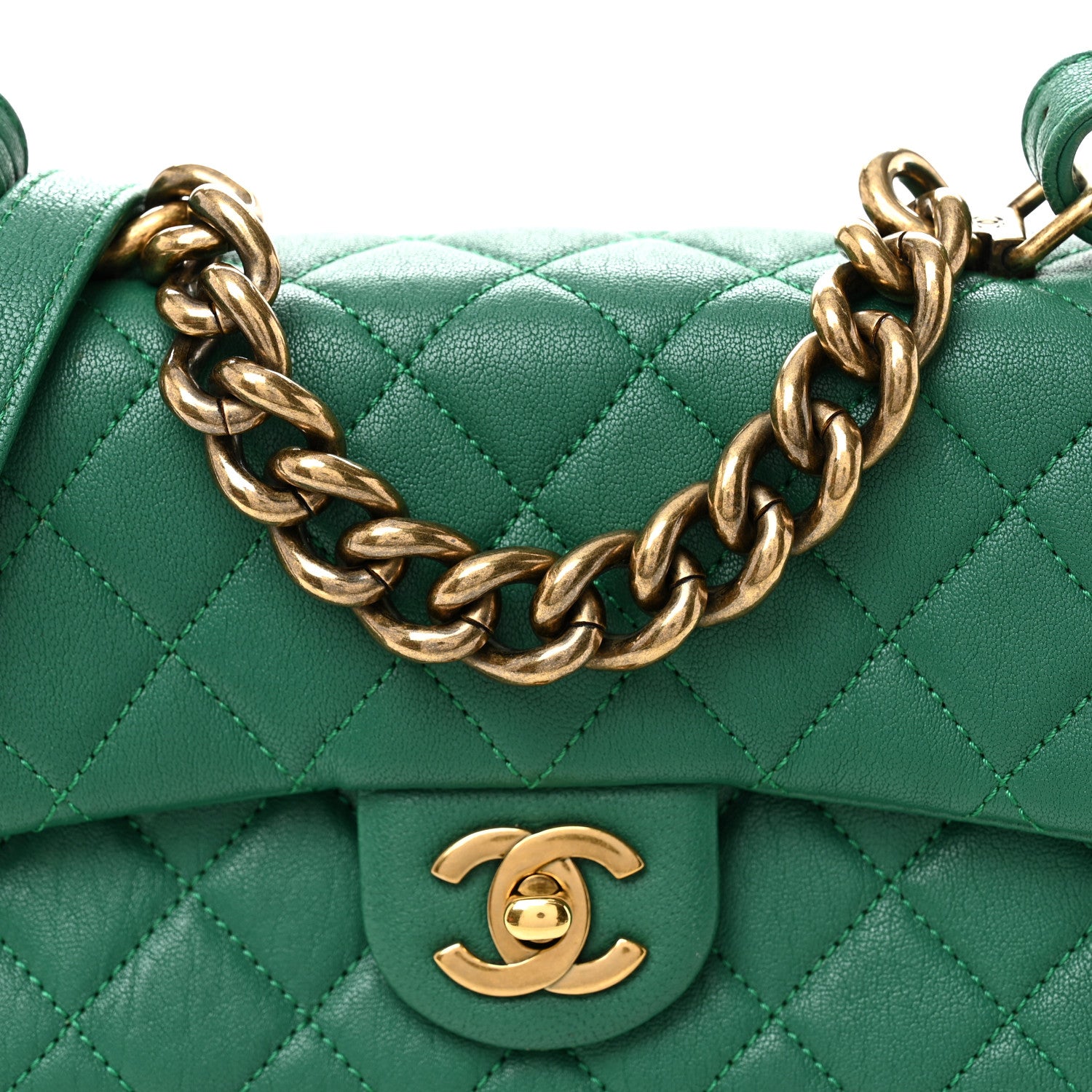 Chanel Shiny Sheepskin Quilted Mini Trapezio Flap Green 8 of 11
