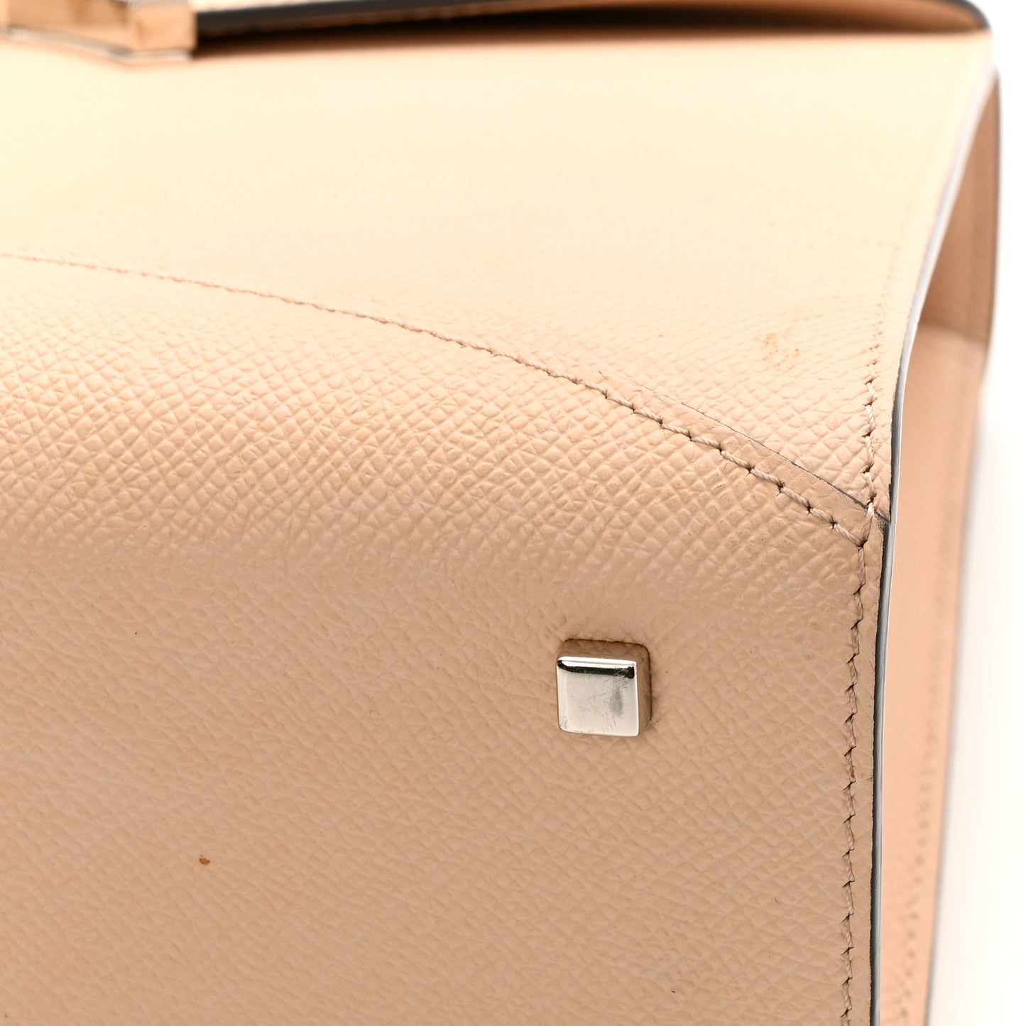 Carat Calfskin Gabrielle PM Petal