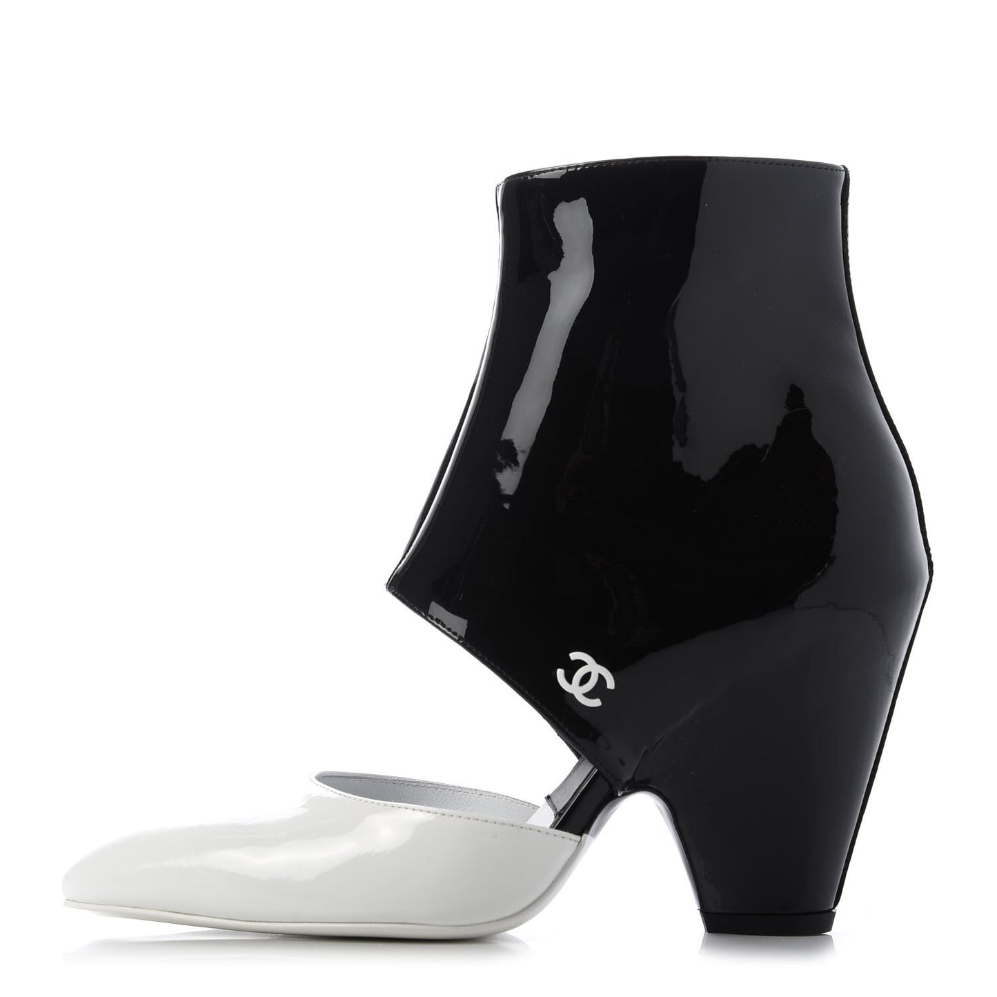 Patent Calfskin Pumps 36 Black White