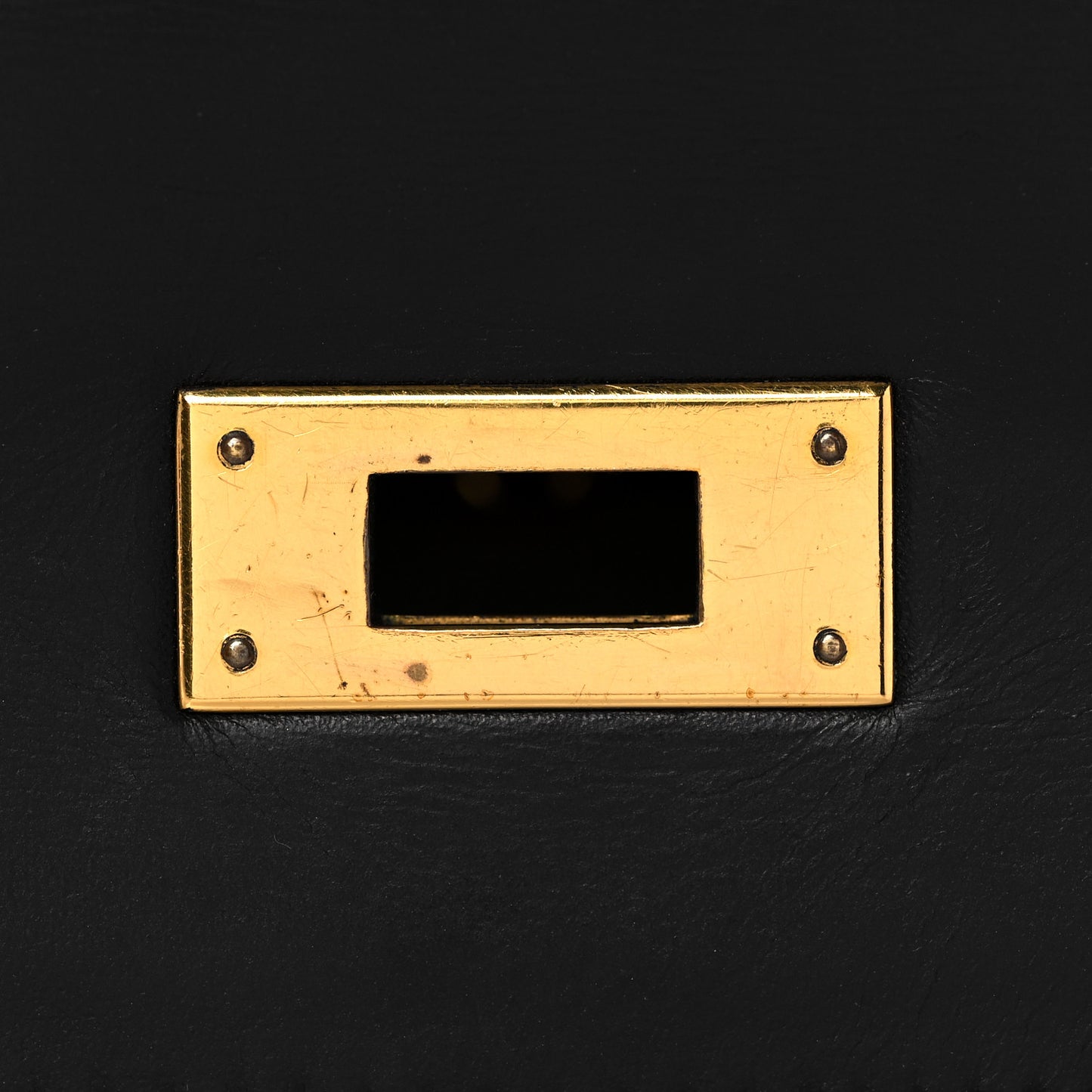 Box Kelly Retourne 32 Black