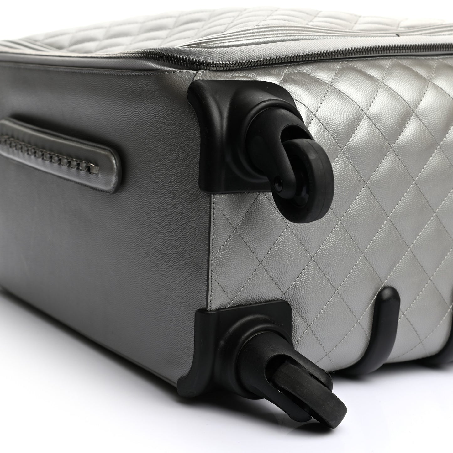 Metallic Caviar Quilted Coco Case Trolley Silver