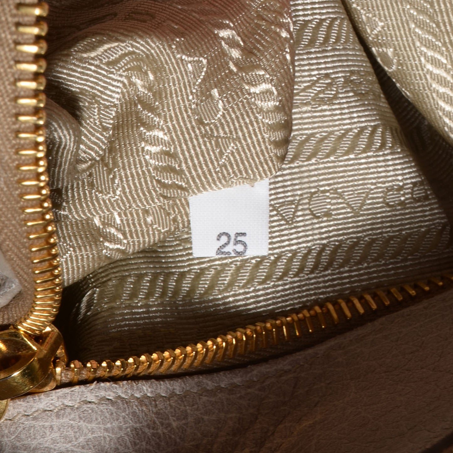 Cervo Antik Shopping Satchel Bianco