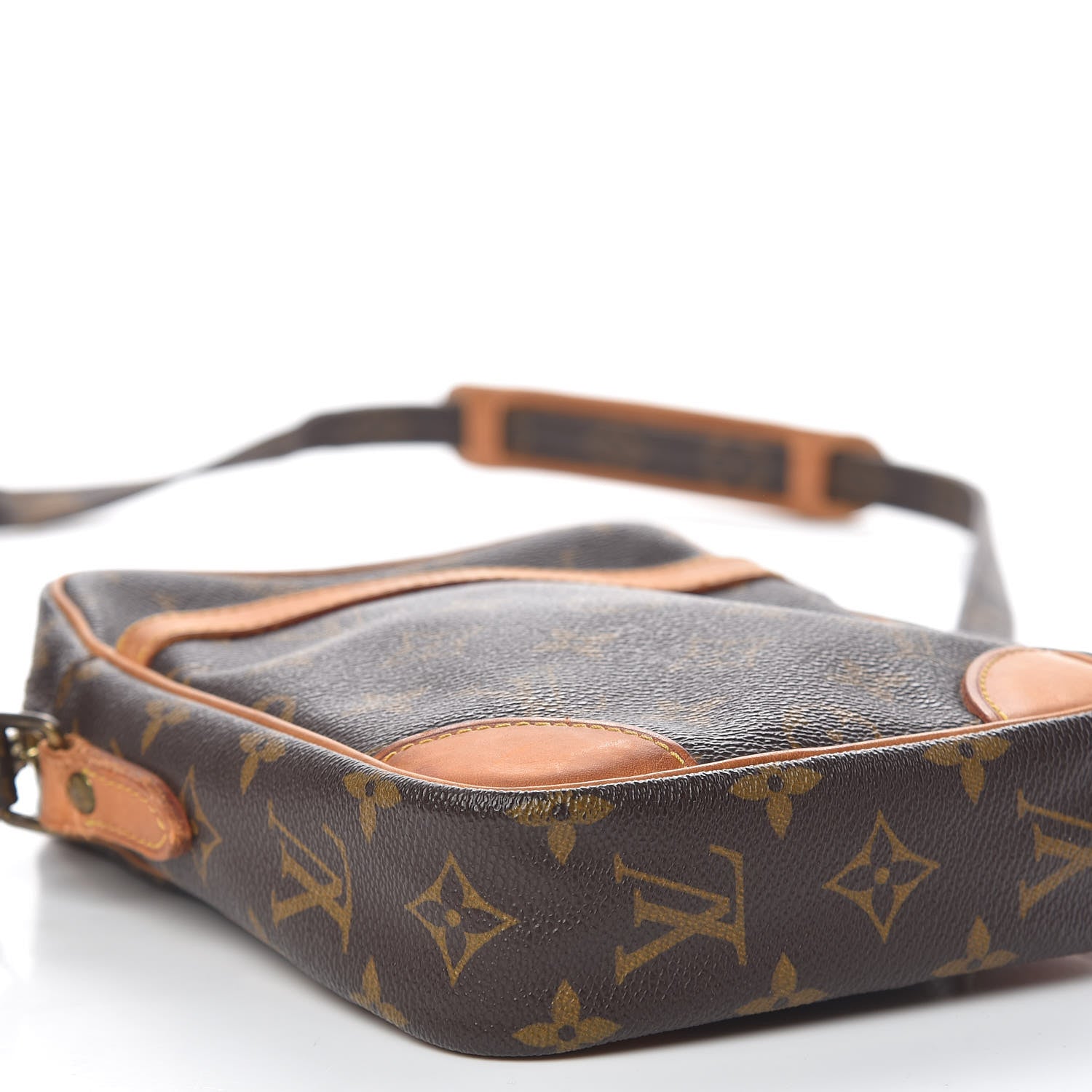 Louis Vuitton Monogram Danube 17 of 18