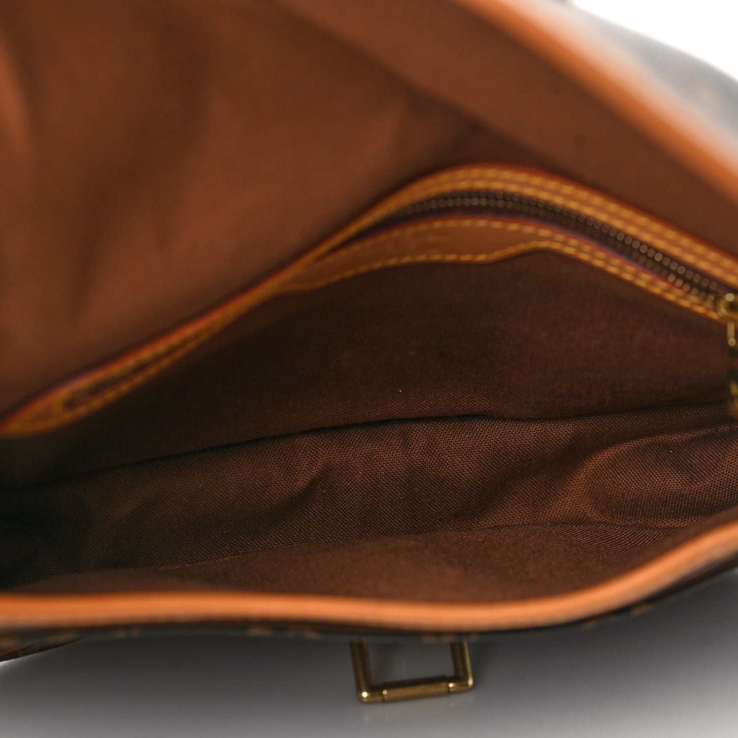 Louis Vuitton Monogram Sologne 5 of 8
