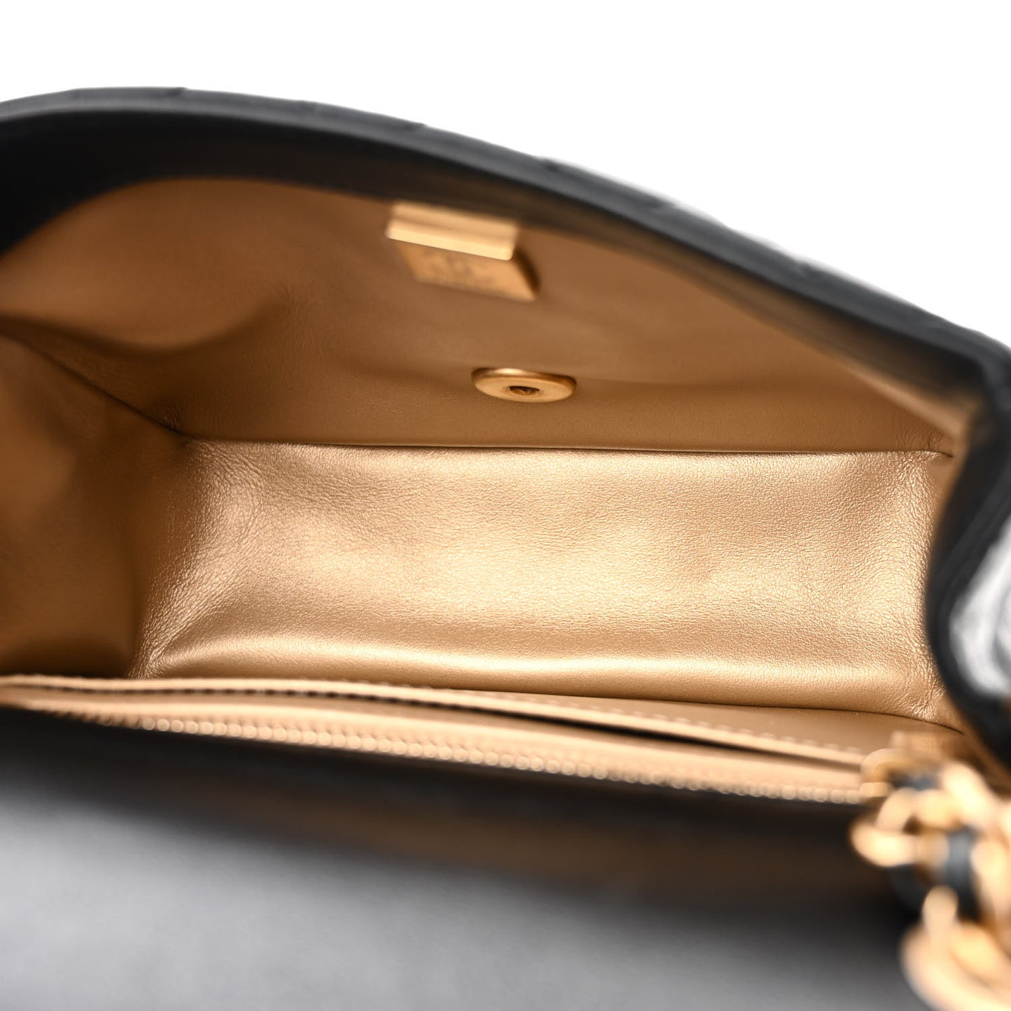 Lambskin Quilted Mini Pearl Crush Flap Black