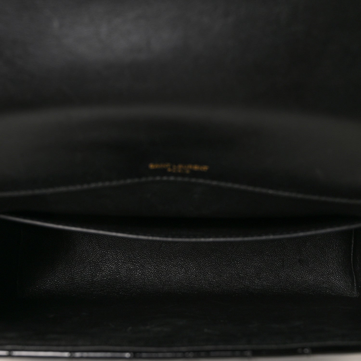 Saint Laurent Patent Matelasse Monogram Large Vicky Chain Bag Black 5 of 10