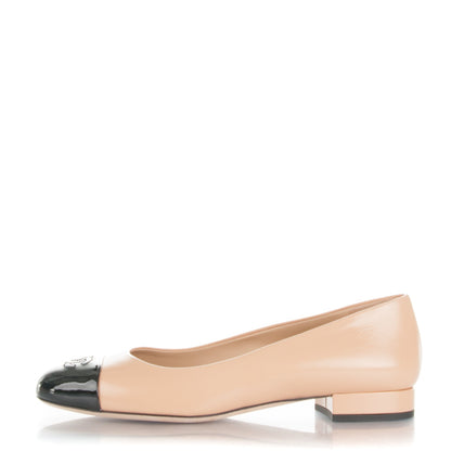 Chanel Crumpled Calfskin Patent Cap Toe Ballerina Flats 38.5 Beige Black 1 of 6