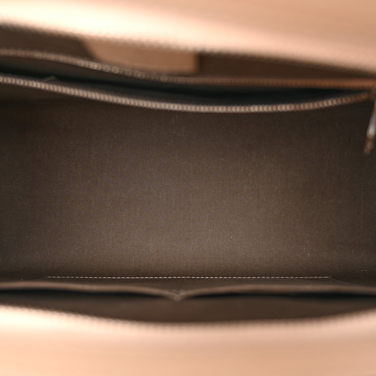 Louis Vuitton Epi Soufflot MM Dune 5 of 10