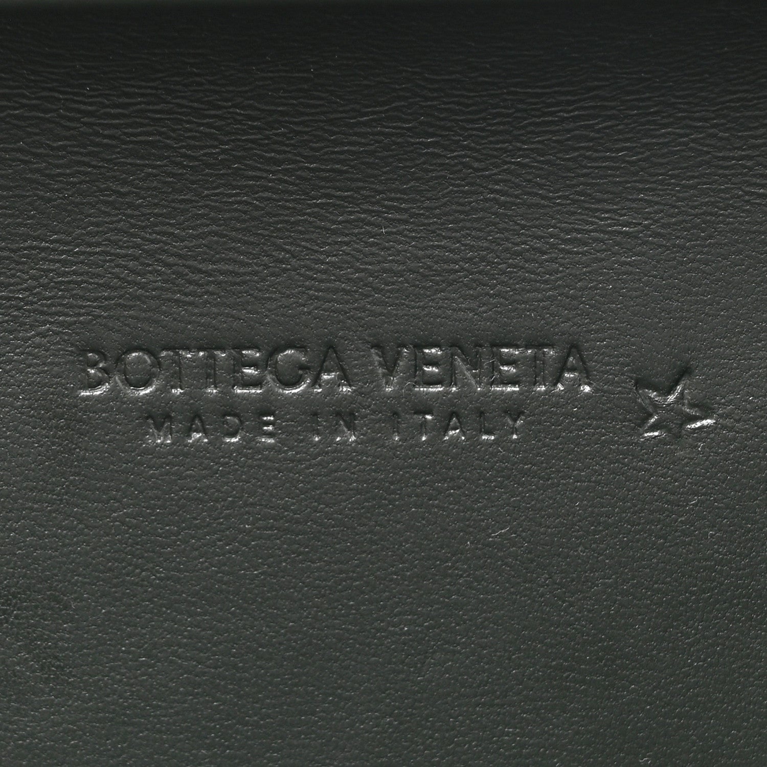 Bottega Veneta Grained Lambskin Intreccio Knot On Strap Black 6 of 9
