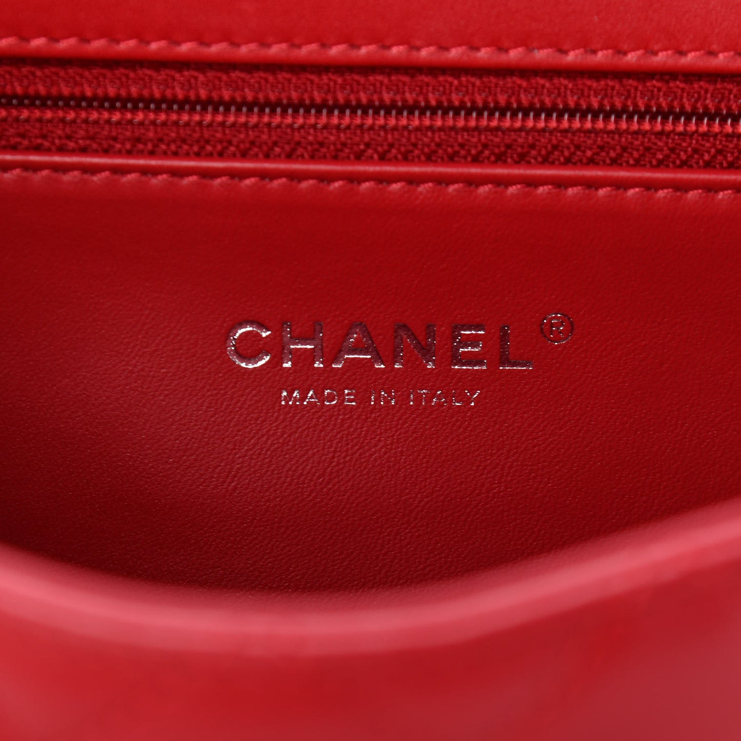 Calfskin Quilted Medium CC Filigree Flap Red