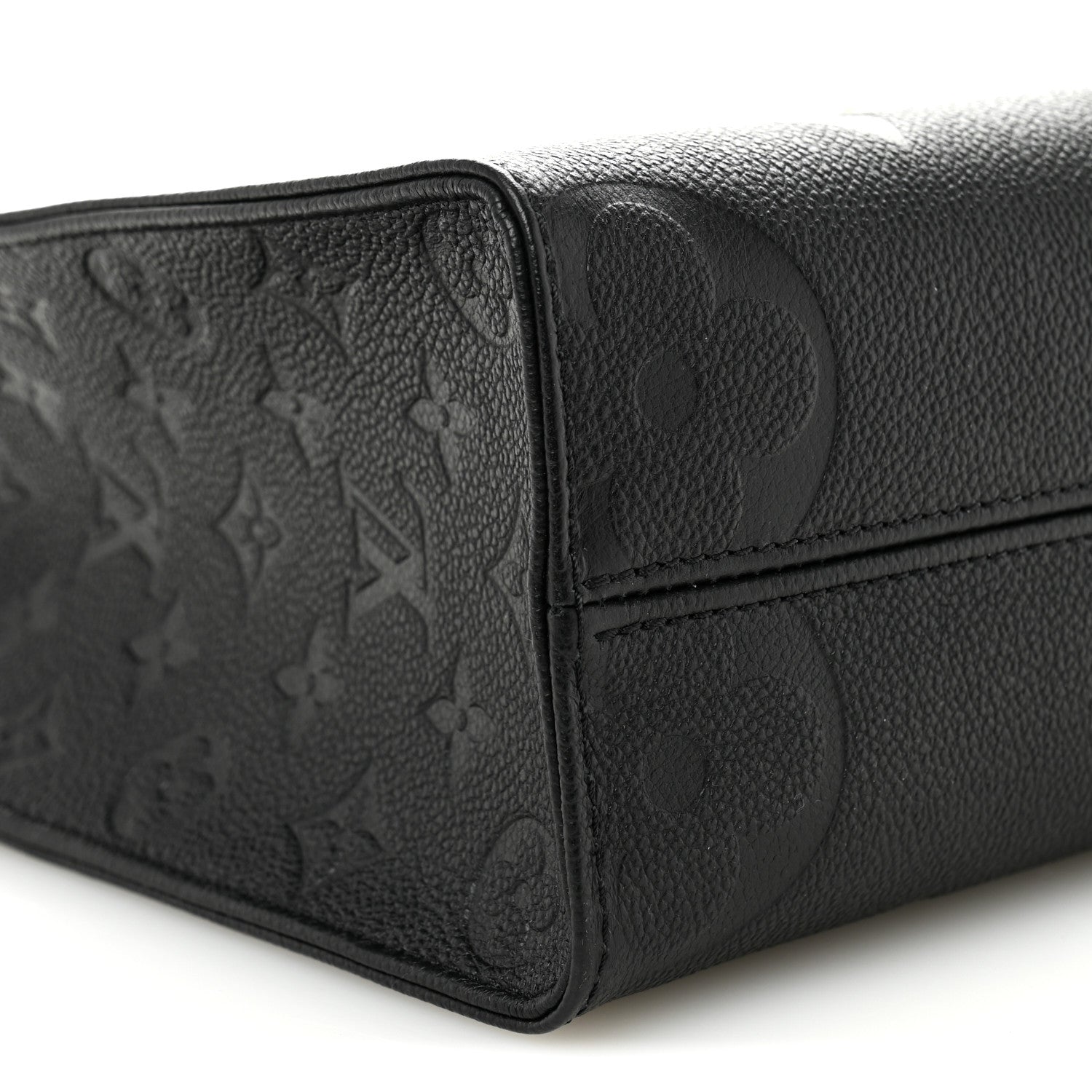 Louis Vuitton Empreinte Monogram Giant Onthego PM Black 8 of 10