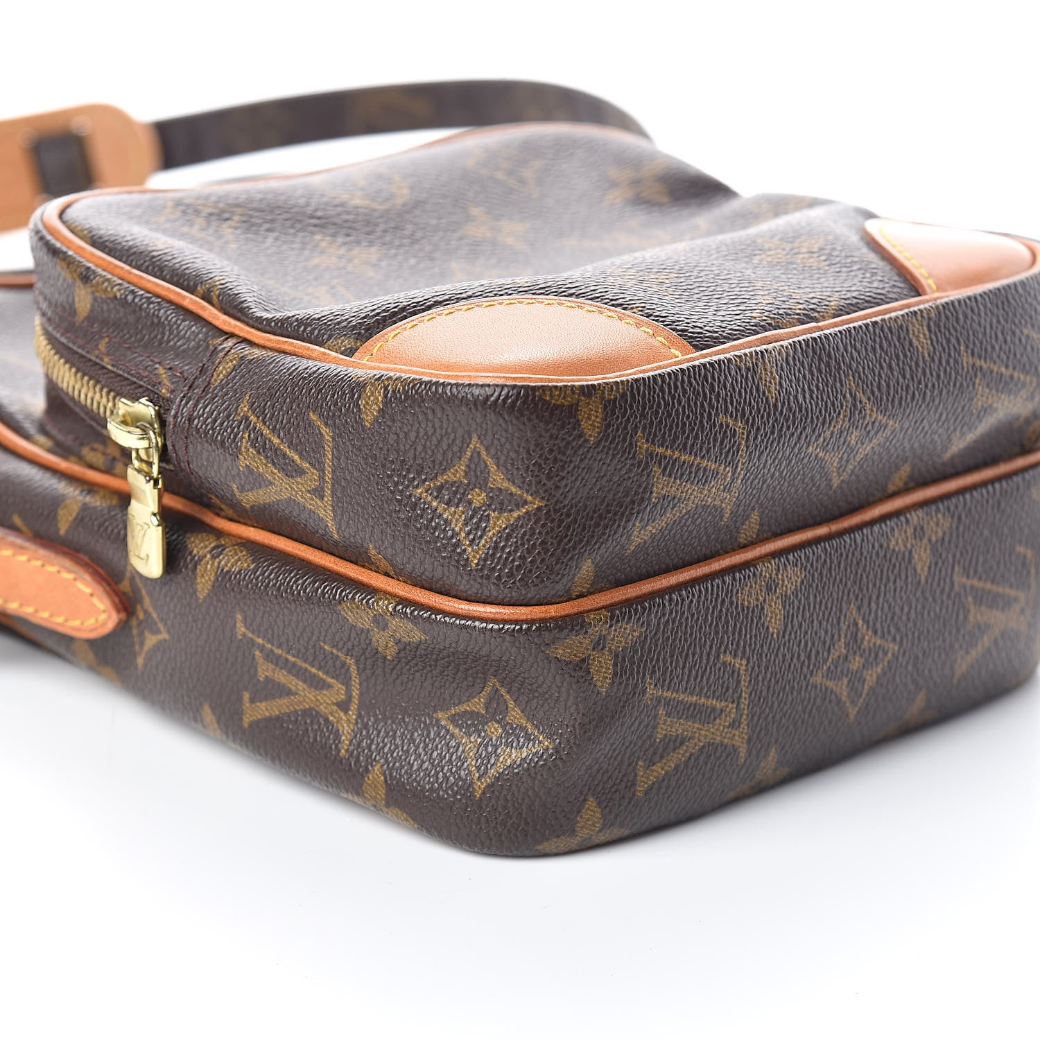 Louis Vuitton Monogram Amazone 8 of 10