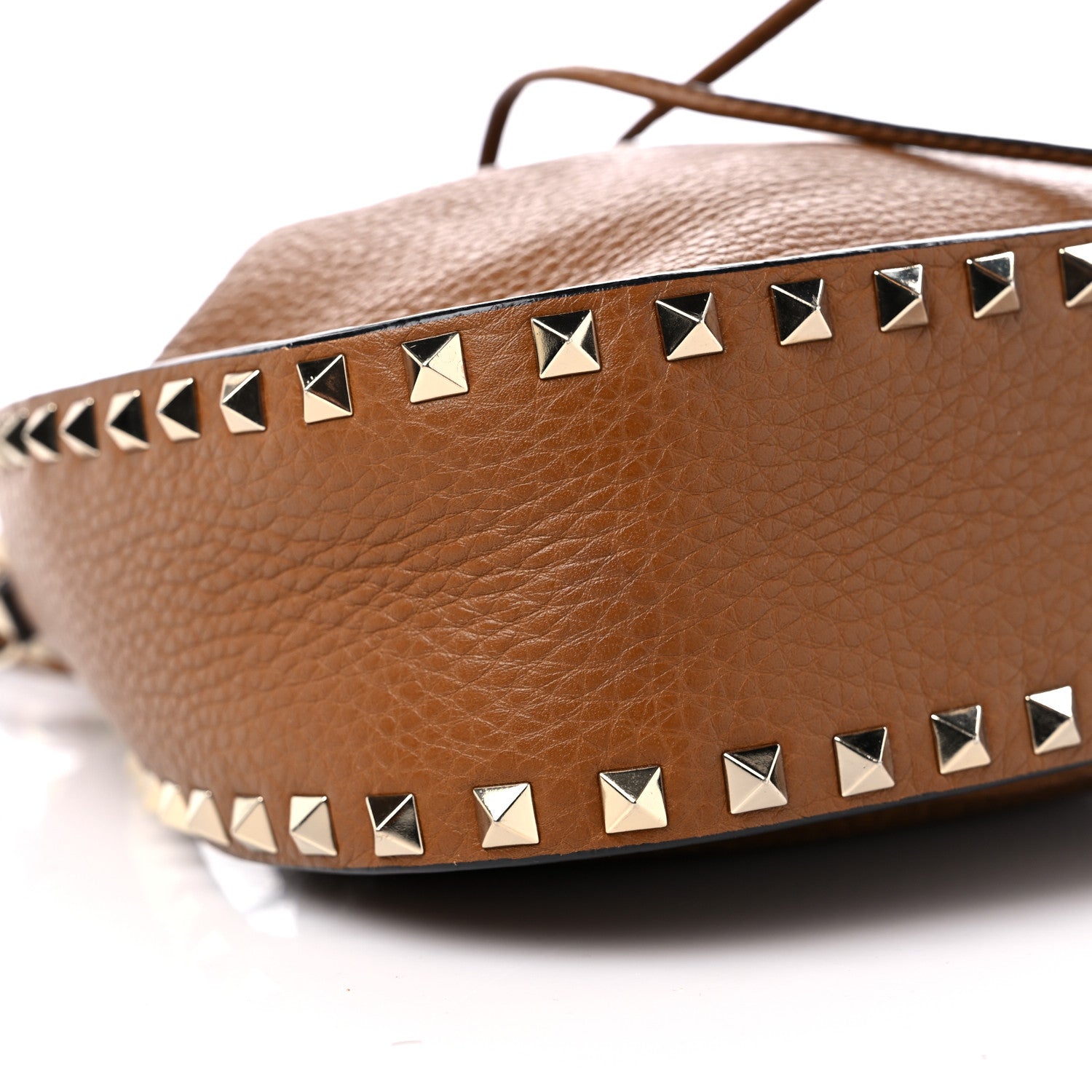 Valentino Garavani Grained Calfskin Rockstud Bucket Bag Bright Cognac 7 of 11