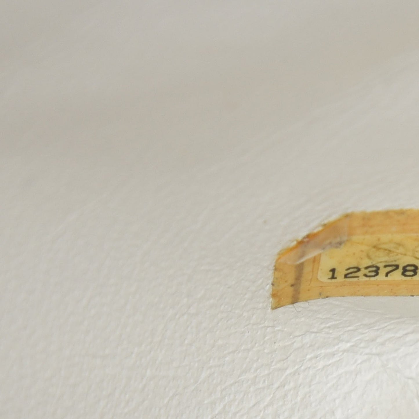 Caviar Quilted Jumbo Single Flap White