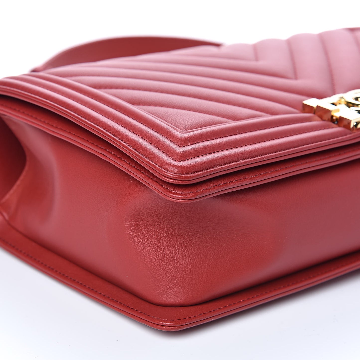 Calfskin Chevron Quilted New Medium Boy Flap Red