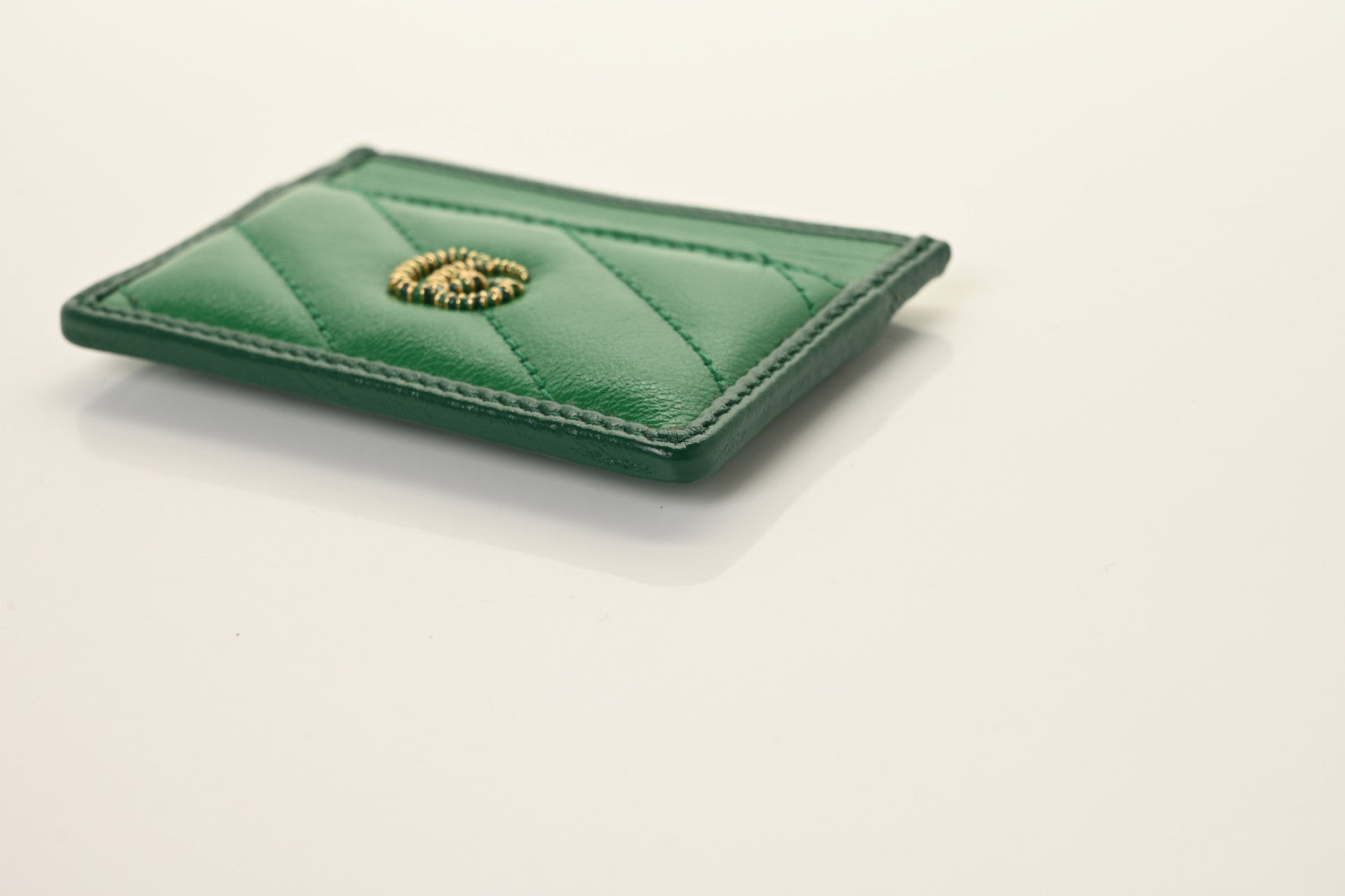 Gucci Azalea Calfskin Enamel Matelasse Diagonal Torchon GG Marmont Card Holder New Shamarock Emerald 16 of 18