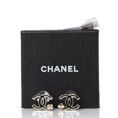 Chanel Enamel CC Clover Earrings Black Gold 5 of 5