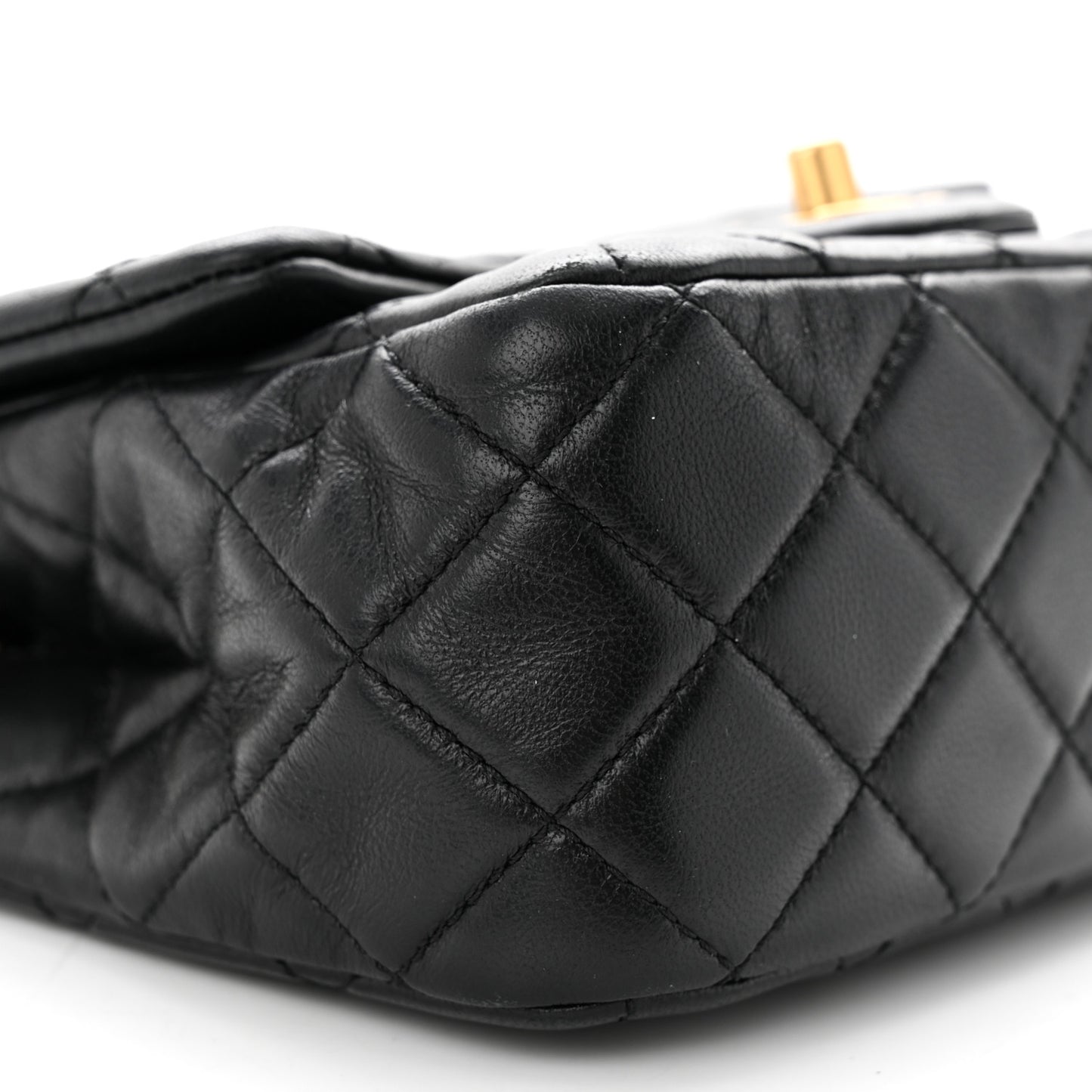 Lambskin Quilted Mini Pearl Crush Flap Black
