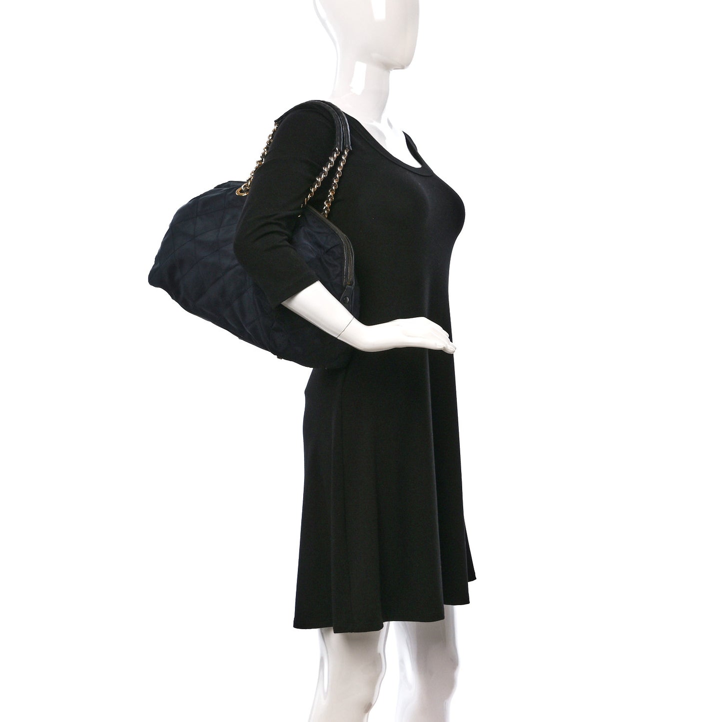 Nylon Tessuto Impuntu Quilted Shoulder Bag Navy