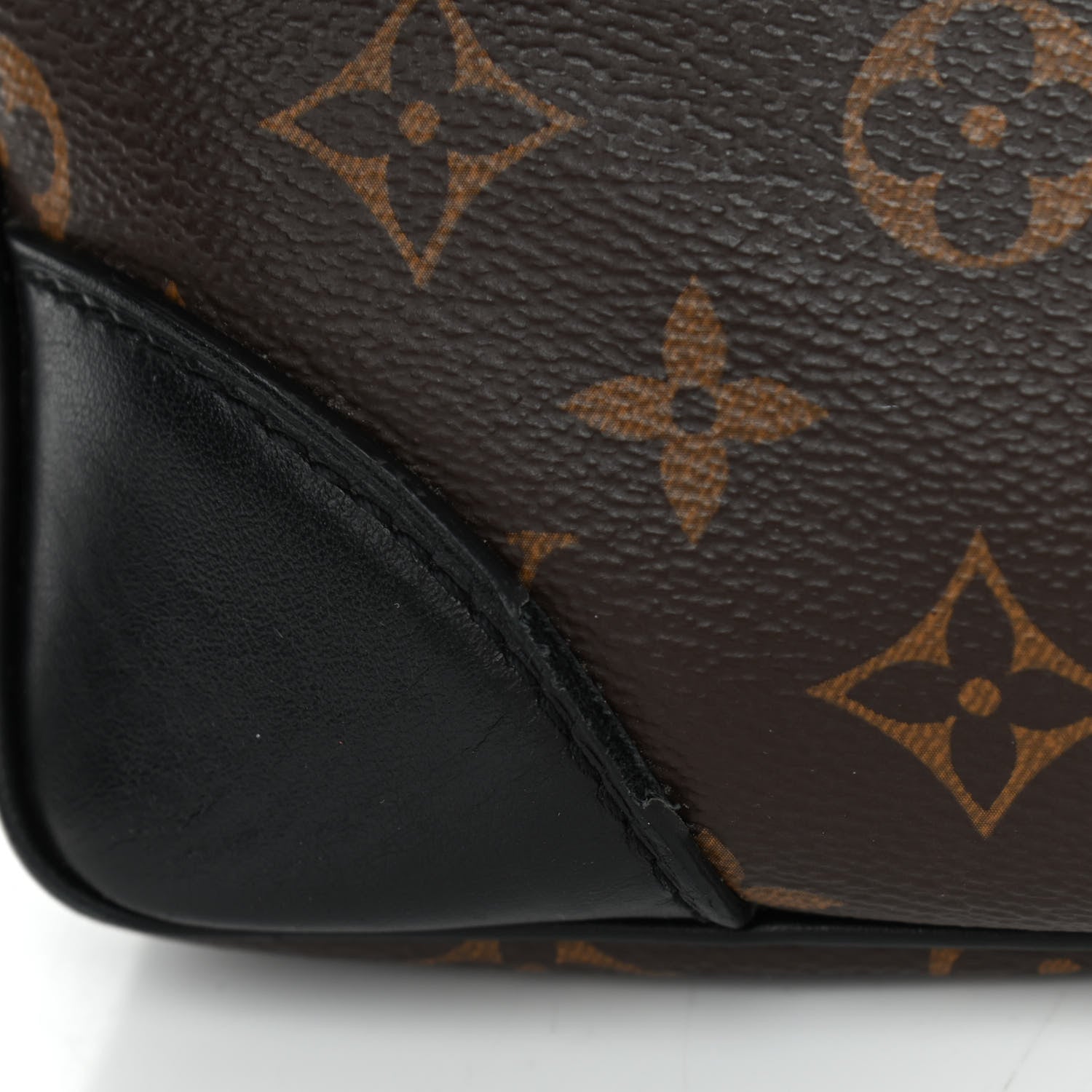 Louis Vuitton Monogram Odeon MM Black 13 of 16