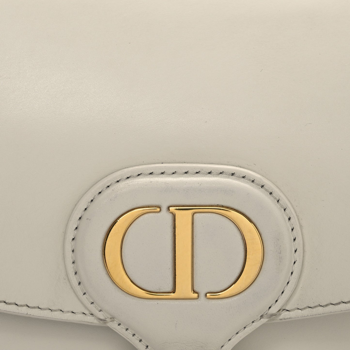 Box Calfskin Medium Bobby Flap Latte