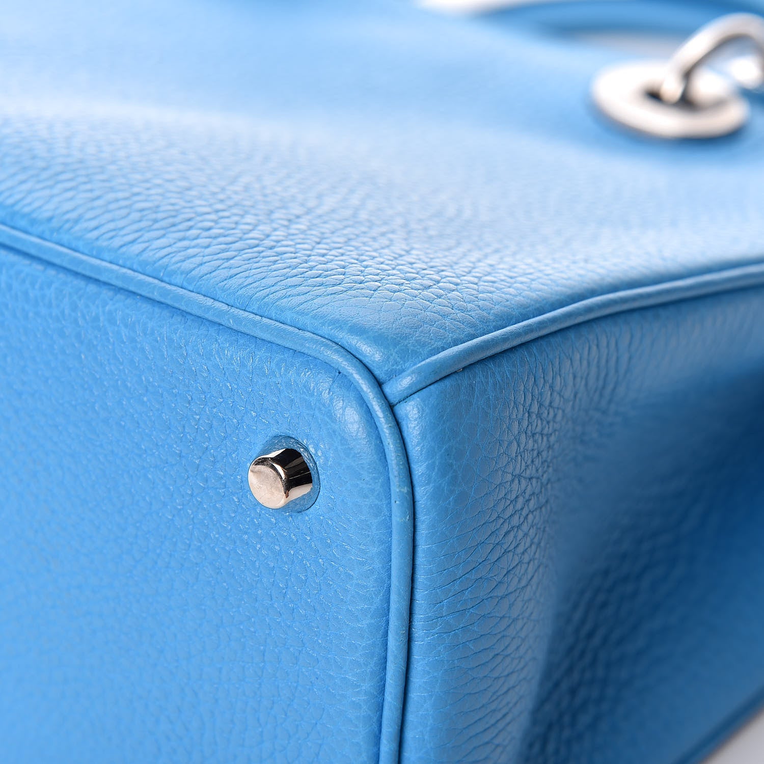 Christian Dior Bullcalf Medium Diorissimo Tote Bleu Nosy 15 of 18