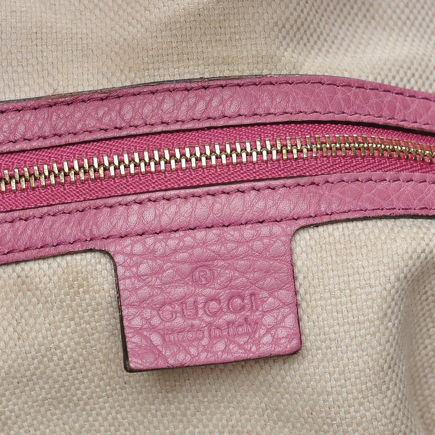 Pebbled Calfskin Medium Soho Shoulder Bag Fresia Rose