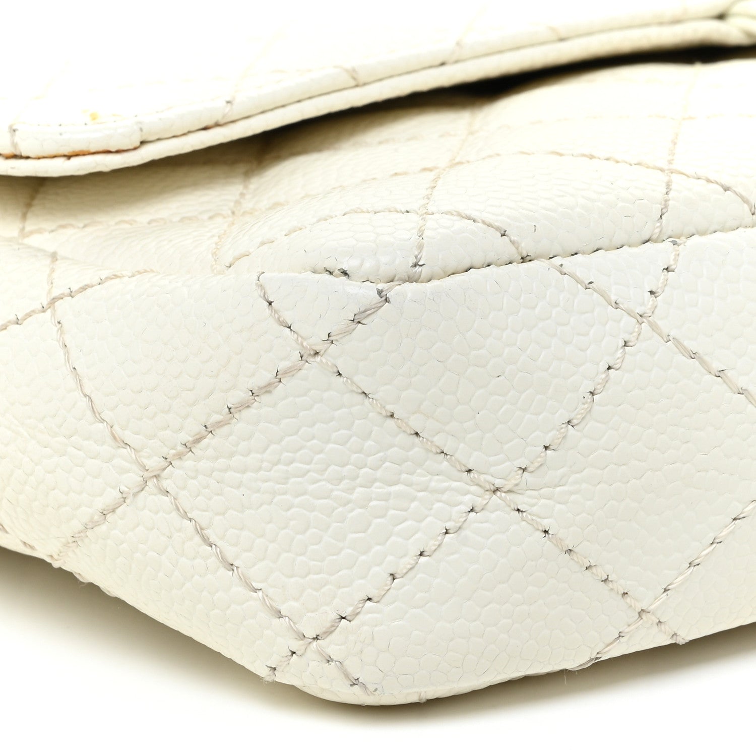 Chanel Caviar Quilted East West Flap White 9 of 19