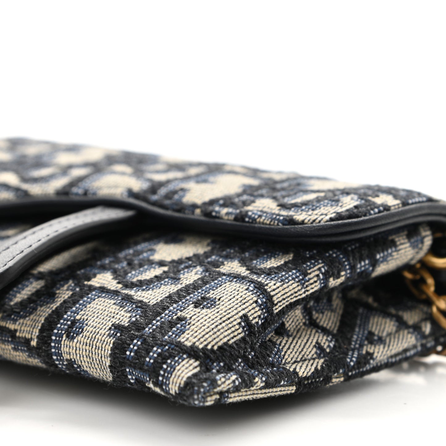 Oblique Nano Saddle Chain Pouch Blue