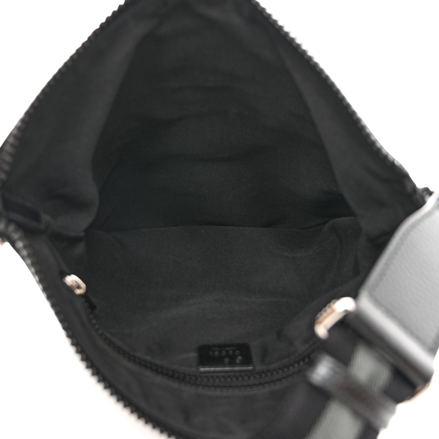 Gucci Nylon Monogram Medium Flat Messenger Bag Black 4 of 10
