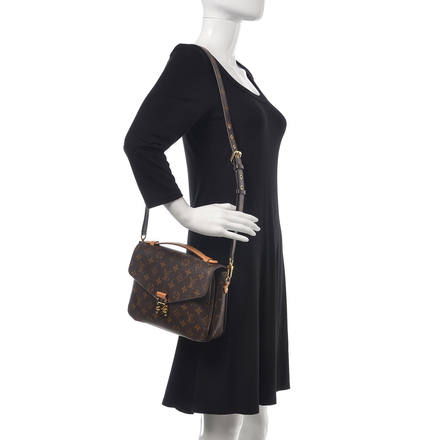 Monogram Pochette Metis