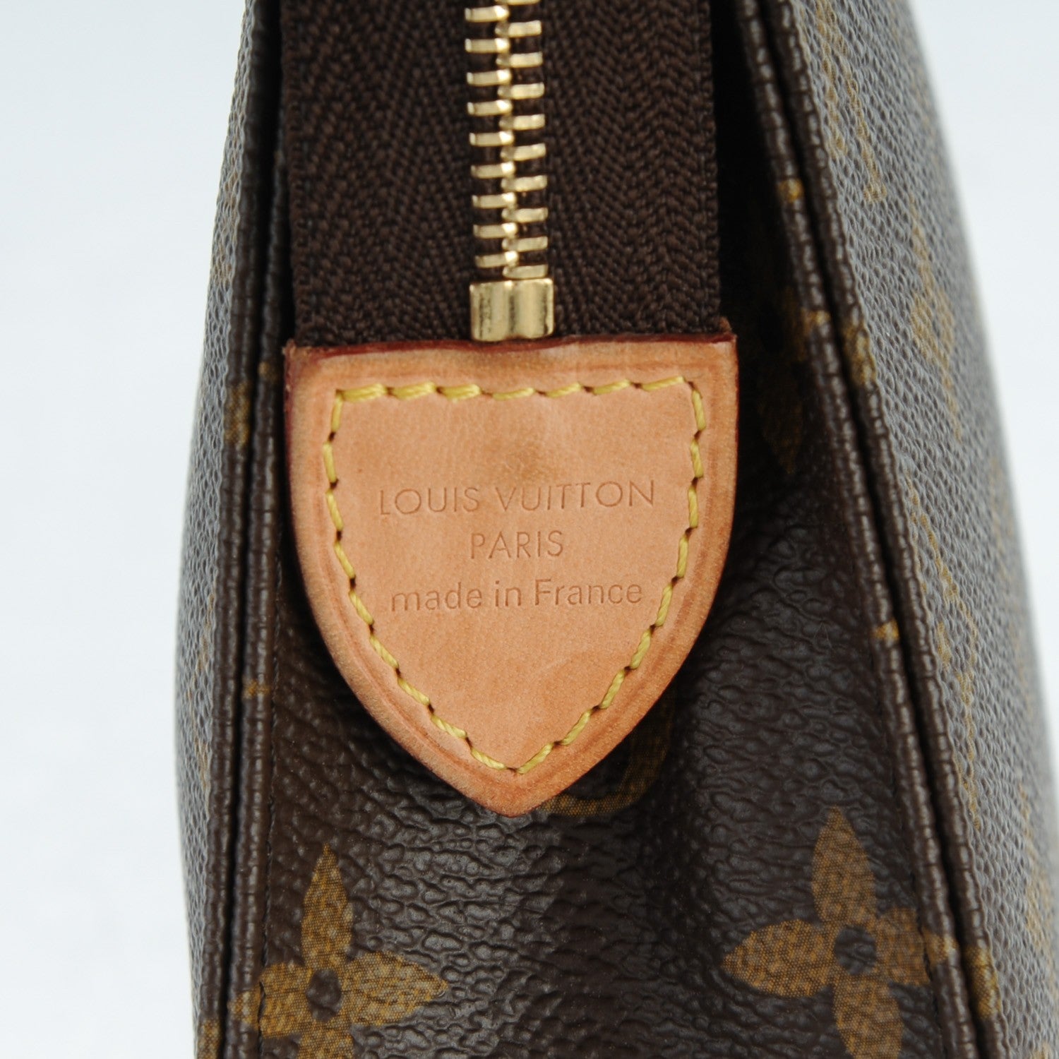 Louis Vuitton Monogram Toiletry Pouch 19 6 of 7